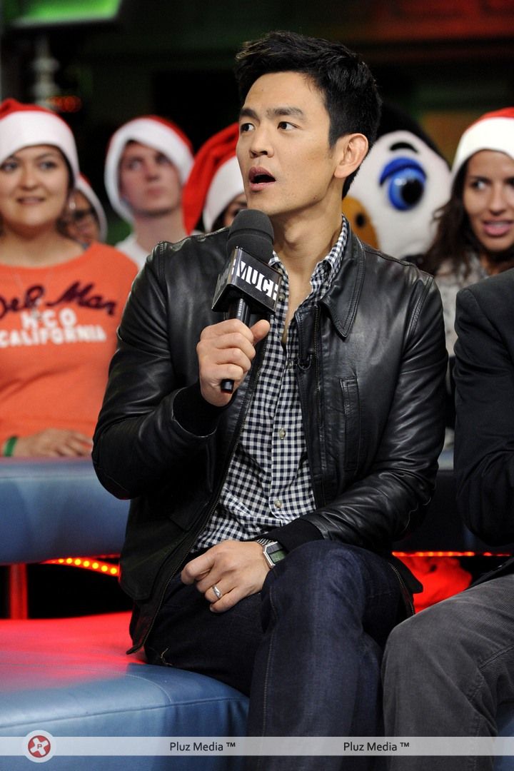 John Cho - Kal Penn and John Cho appear on New.Music.Live | Picture 107006